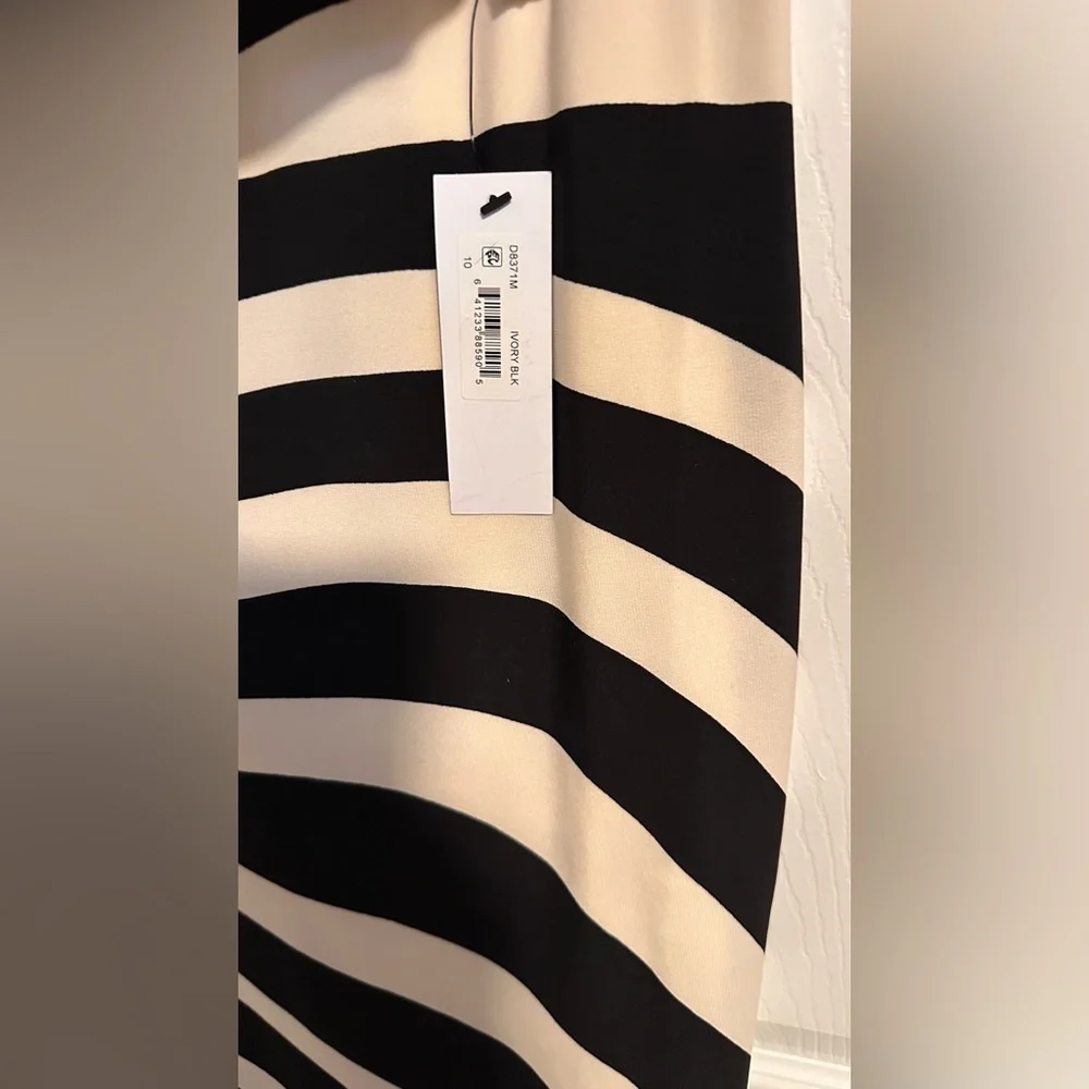 Donna Morgan Striped Long Sleeve Maxi Dress Size 4 - Picture 5 of 6